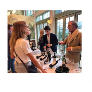 The @pbfoodwinefest was a remarkable celebration of culinary and wine excellence, bringing together 115 wineries all serving 90+ Point wines and over 60 of the area’s best restaurants & chefs. @heitzcellar, @inkgradeestate, and @poderiboscarelli poured their award-winning selections to over 2,500 attendees and represented the best in winemaking traditions from Napa and Montepulciano. Matt Taylor of Ink Grade and Matt Taylor Wines and Luca and Sebastiano de Ferrari of Boscarelli then joined our Florida team at an exciting tasting of Demeine Estates' iconic wines, pictured here. Thank you to all who joined us for this exceptional experience!