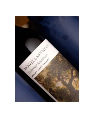 We’re excited to share our December event lineup! On December 14, we’ll be in Palm Beach for @wine_spectator Palm Beach Food & Wine, featuring four of our distinguished winery partners. @heitzcellar will pour the 2019 Lot C-91 Cabernet Sauvignon at booth 212 and @inkgradeestate will pour the 2018 Howell Mountain Cabernet Sauvignon at booth 213. @poderiboscarelli 2021 Vino Nobile di Montepulciano Riserva will be presented by Sebastiano de Ferrari at booth 289, and @villasandi 2024 Brut Valdobbiadene Superiore di Cartizze La Rivetta will be poured by Diva Moretti Polegato at booth 351.

This celebrated event brings together producers and enthusiasts from around the world for a day of tastings and discovery. We look forward to connecting - to learn more about all of our upcoming events, explore the link in our bio.